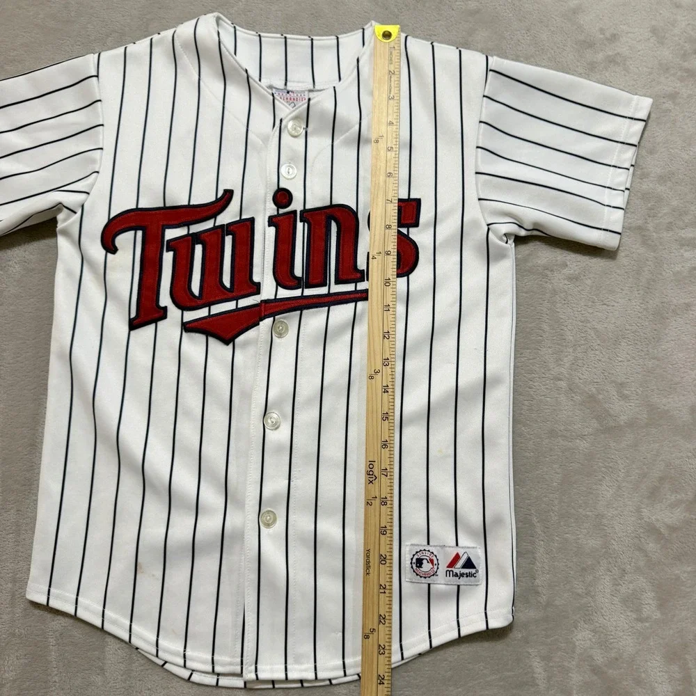 VTG Majestic Minnesota Twins Justin Morneau Jersey Youth M White Pinstripe MLB